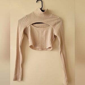 Long sleeve crop top